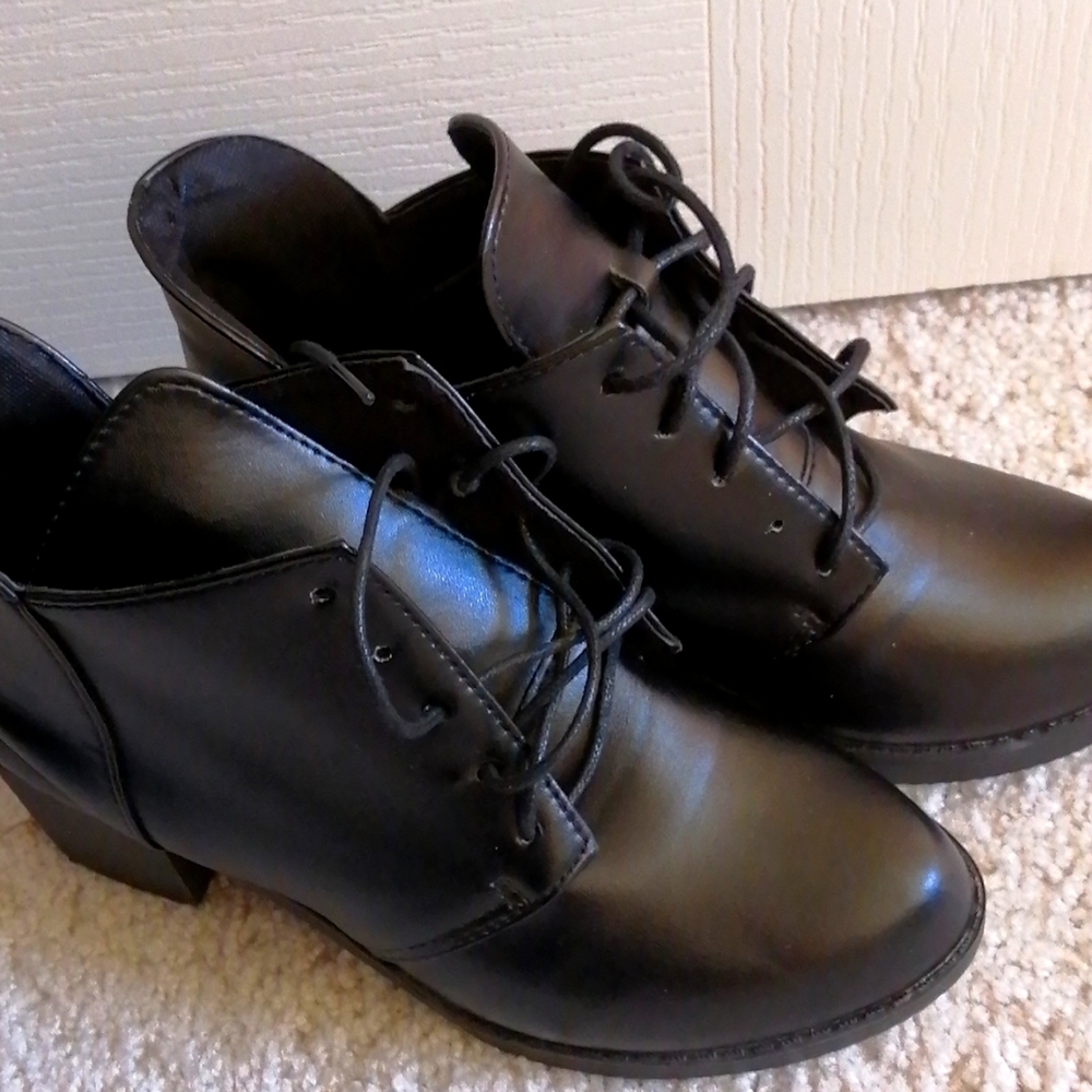 Anckle boots